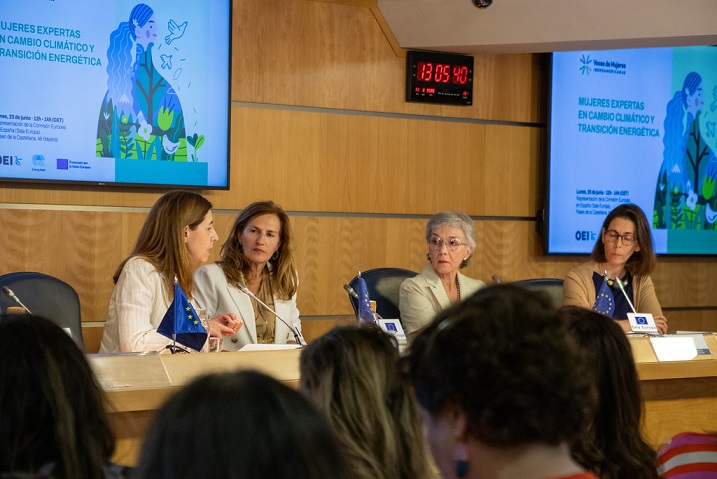 A doutora Noemí Sogari, professora e pesquisadora da Faculdade de Ciências Exatas, Naturais e de Agrimensura (FaCENA) da Universidade Nacional do Nordeste (UNNE), participou recentemente, na cidade de Madri (Espanha), do Primeiro Ciclo “Mulheres Especialistas, Mulheres Decisoras”, organizado pela Organização dos Estados Ibero-americanos para a Educação, a Ciência e a Cultura (OEI).